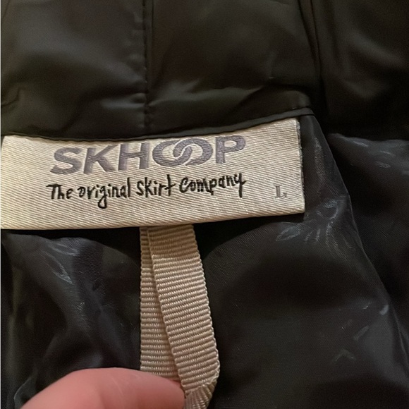 Women’s skhoop skirt. Brand new without tags - Picture 2 of 5